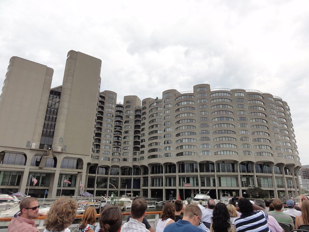 Architecture cruise passengers looking toward Marina City